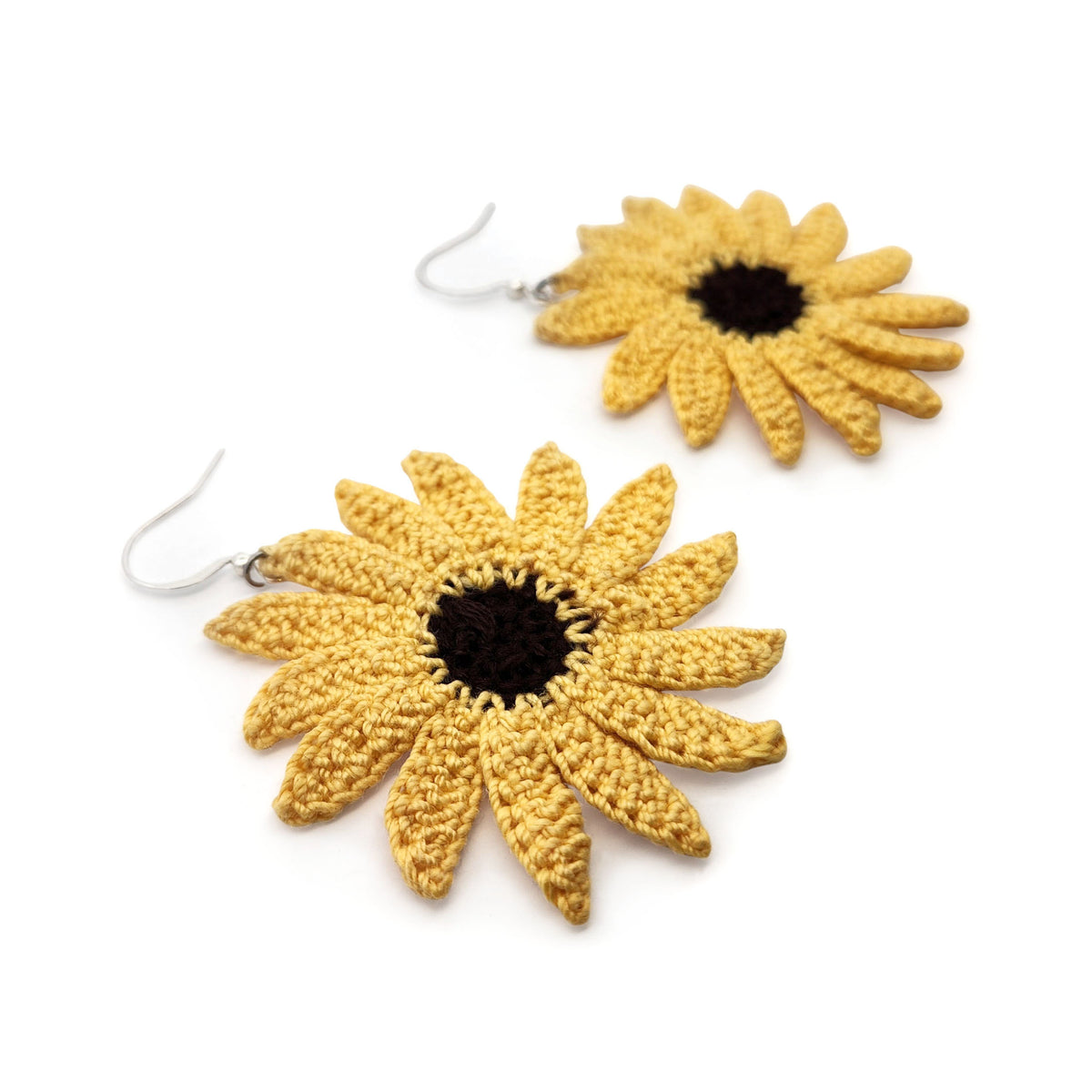Black-Eyed Susan Embroidery Earrings