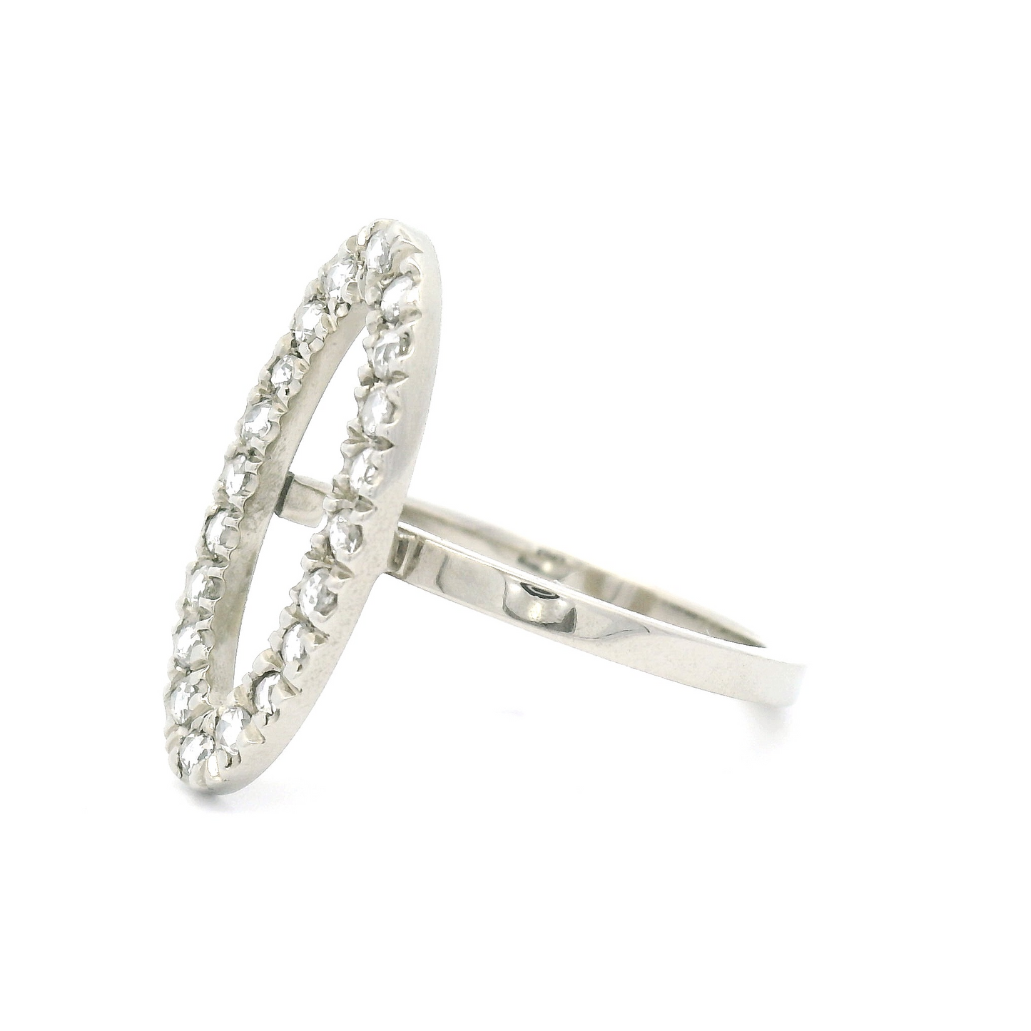 14k White Ring with Bead Set Rose Cuts