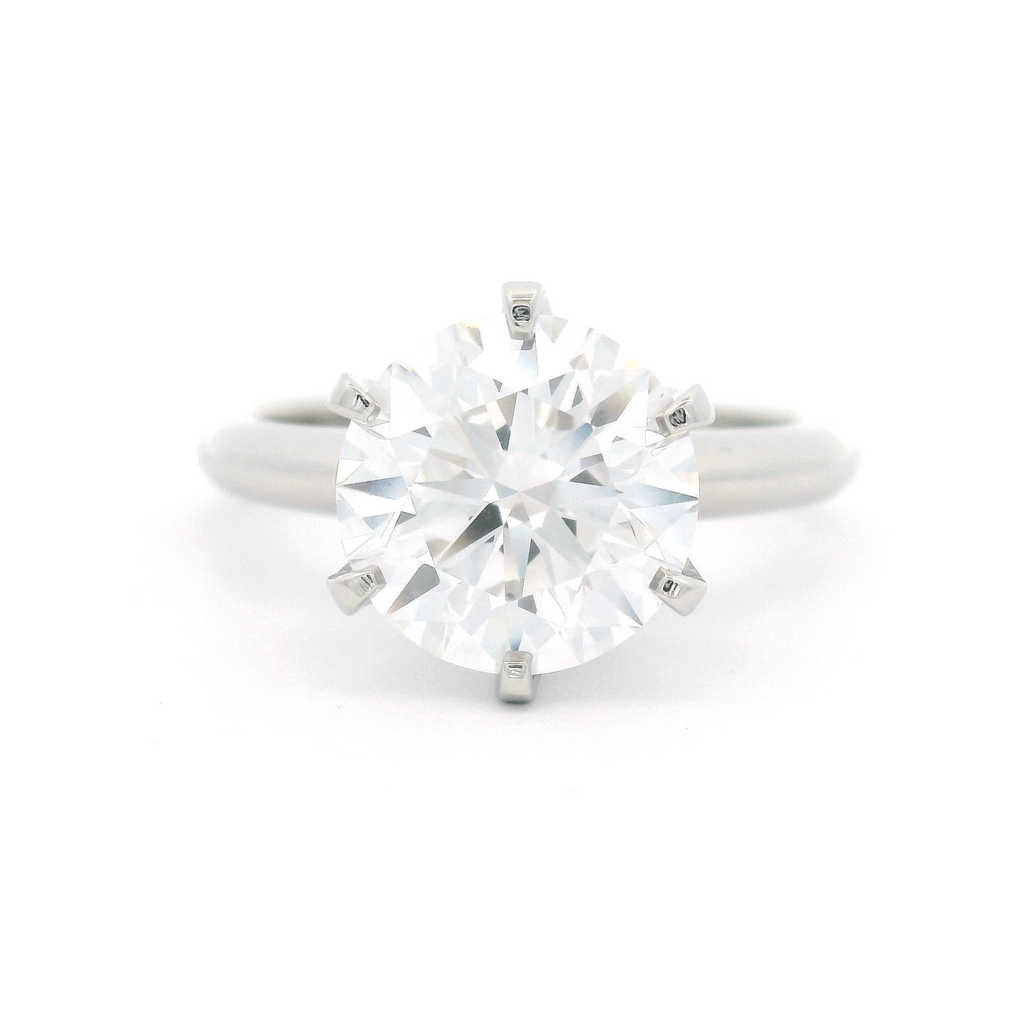 Platinum Six-Claw Solitaire with 3.03ct Lab-Grown Round Brilliant Cut Diamond
