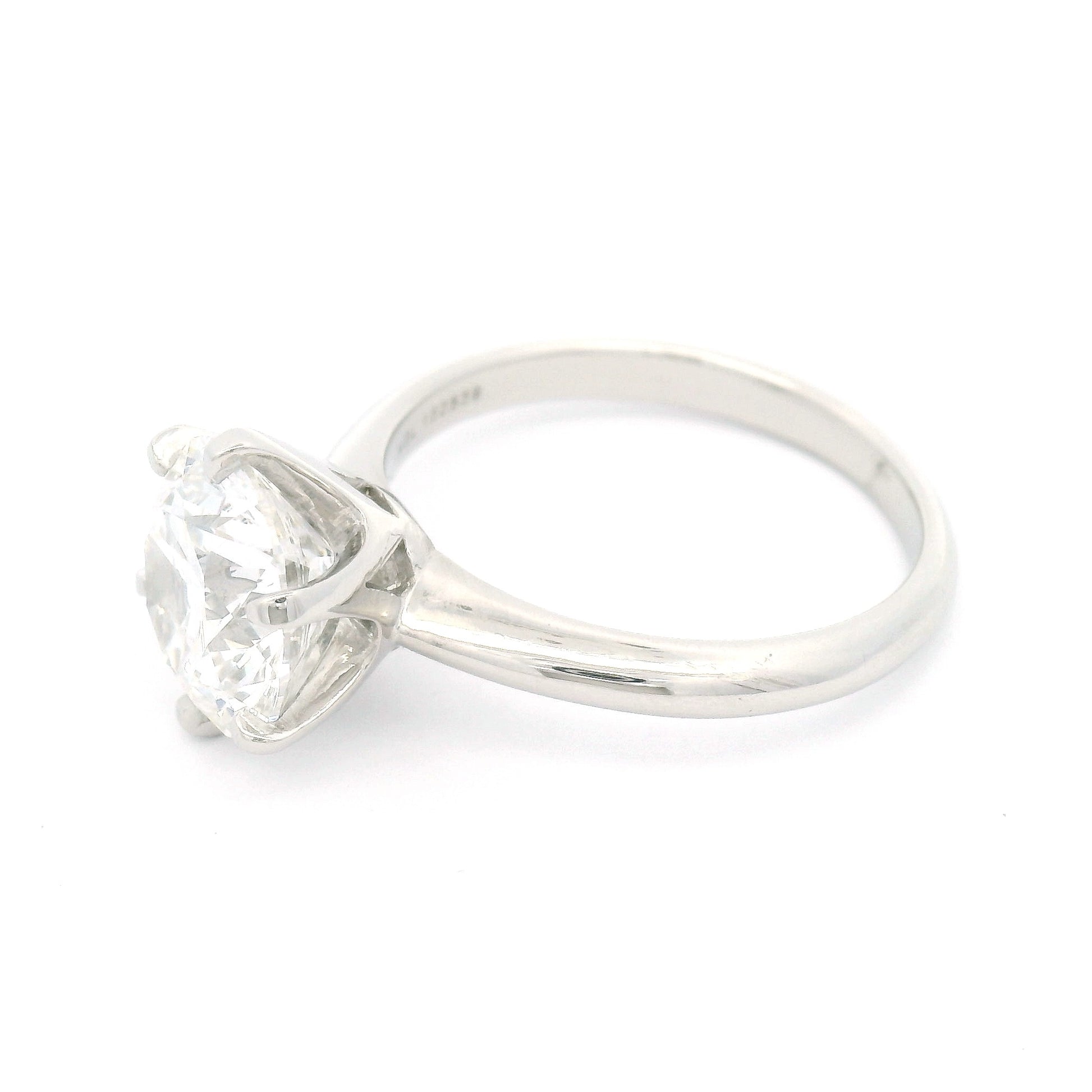Platinum Six-Claw Solitaire with 3.03ct Lab-Grown Round Brilliant Cut Diamond
