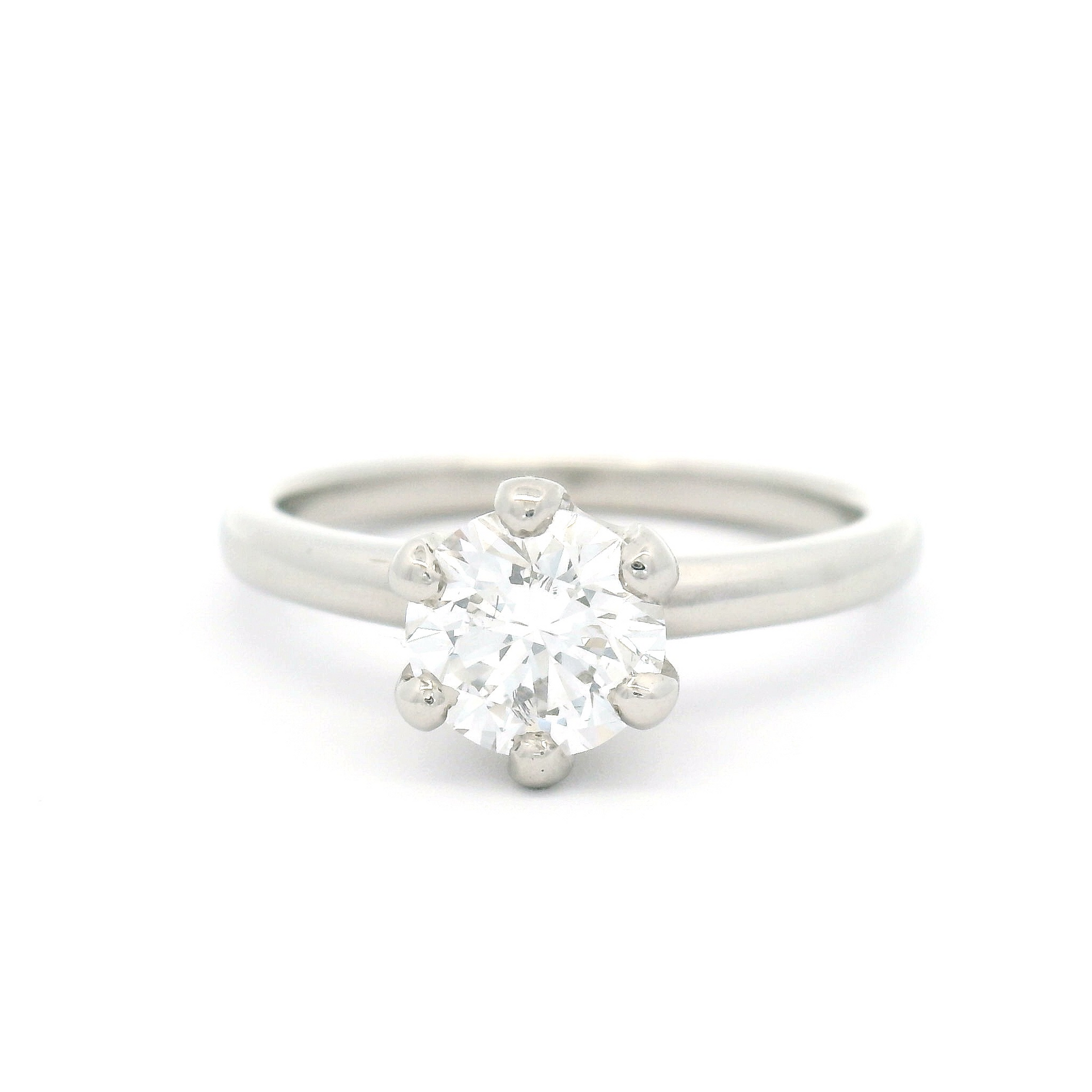 Platinum Solitaire Engagement Ring with 1.0ct Lab-Grown Round Brilliant Cut Diamond