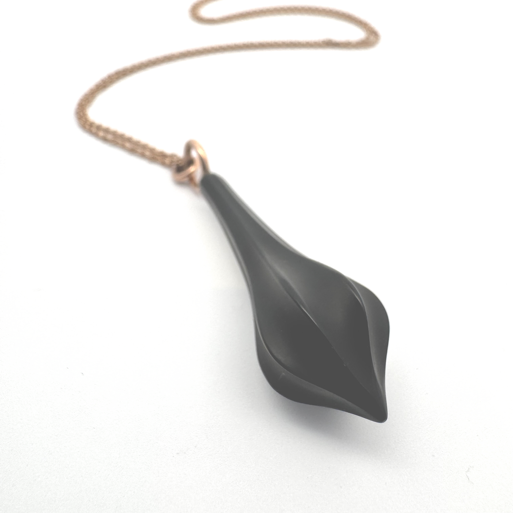 14k Rose Gold Pendant and Chain with Fluted Carved Onyx