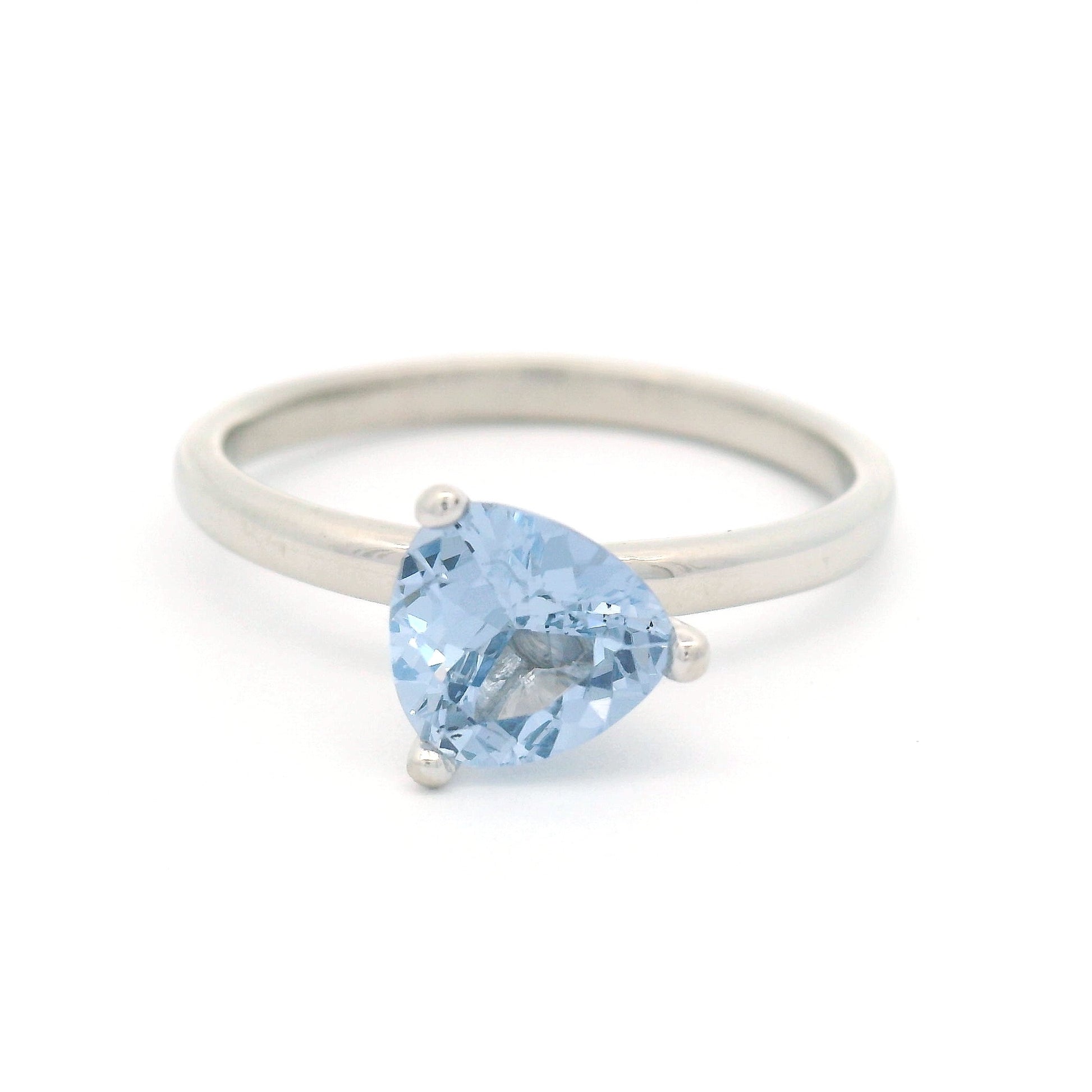 Platinum Solitaire with 1.02ct Natural Trilliant-Cut Violet Blue Spinel