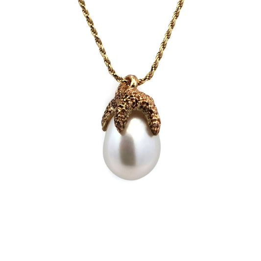 Gold Starfish & Pearl Pendant