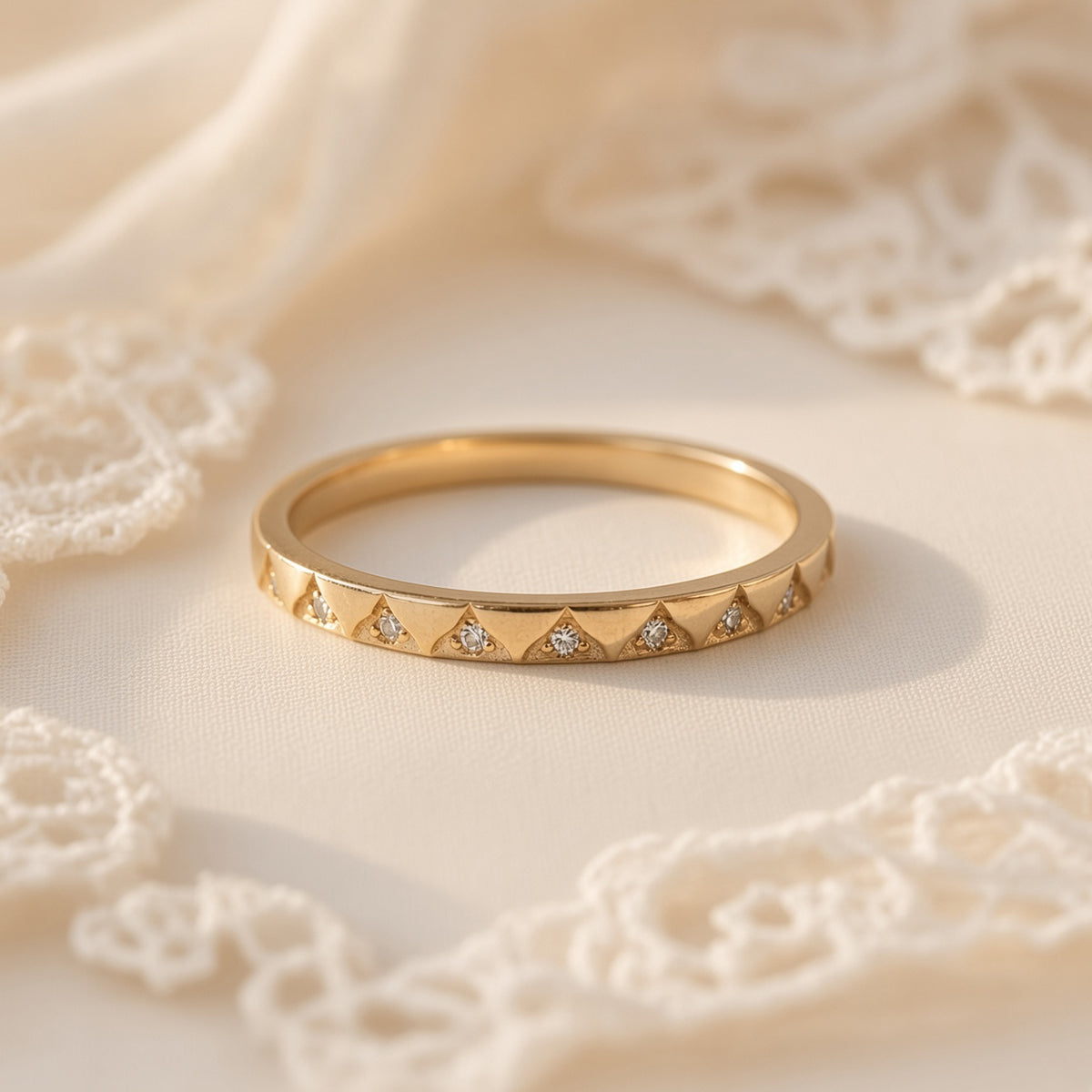 Arch Motif Band