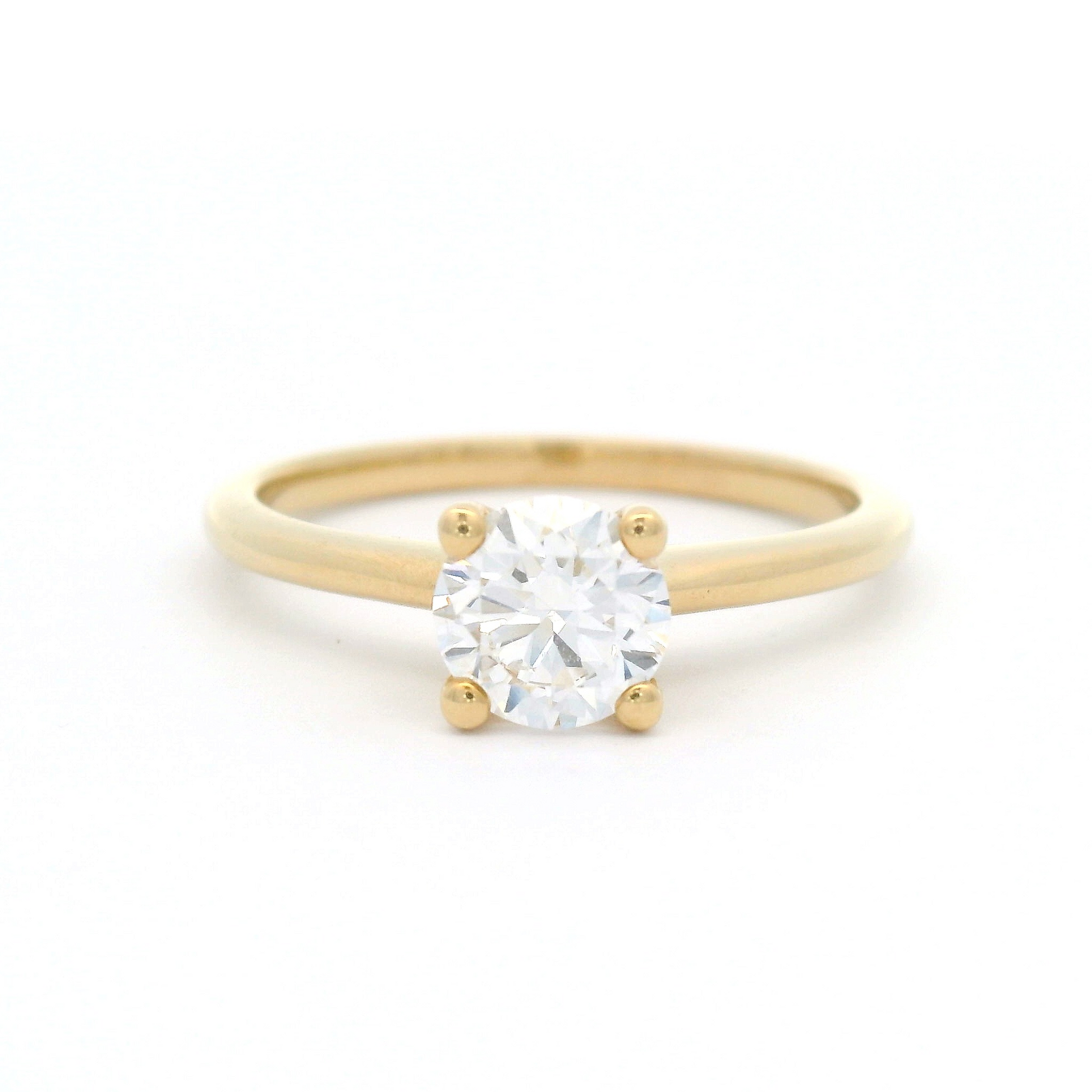 10k yellow solitaire set with 0.70ct lab-grown round brilliant cut diamond.