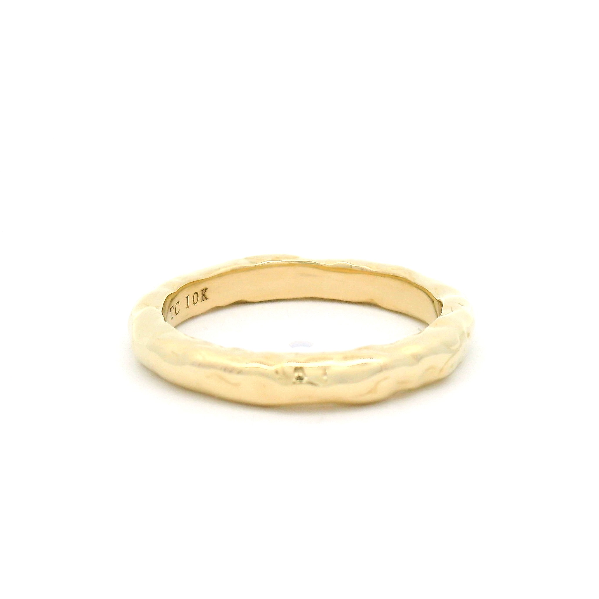 10k Yellow Sculpted 3mmm Wide Wedding Band