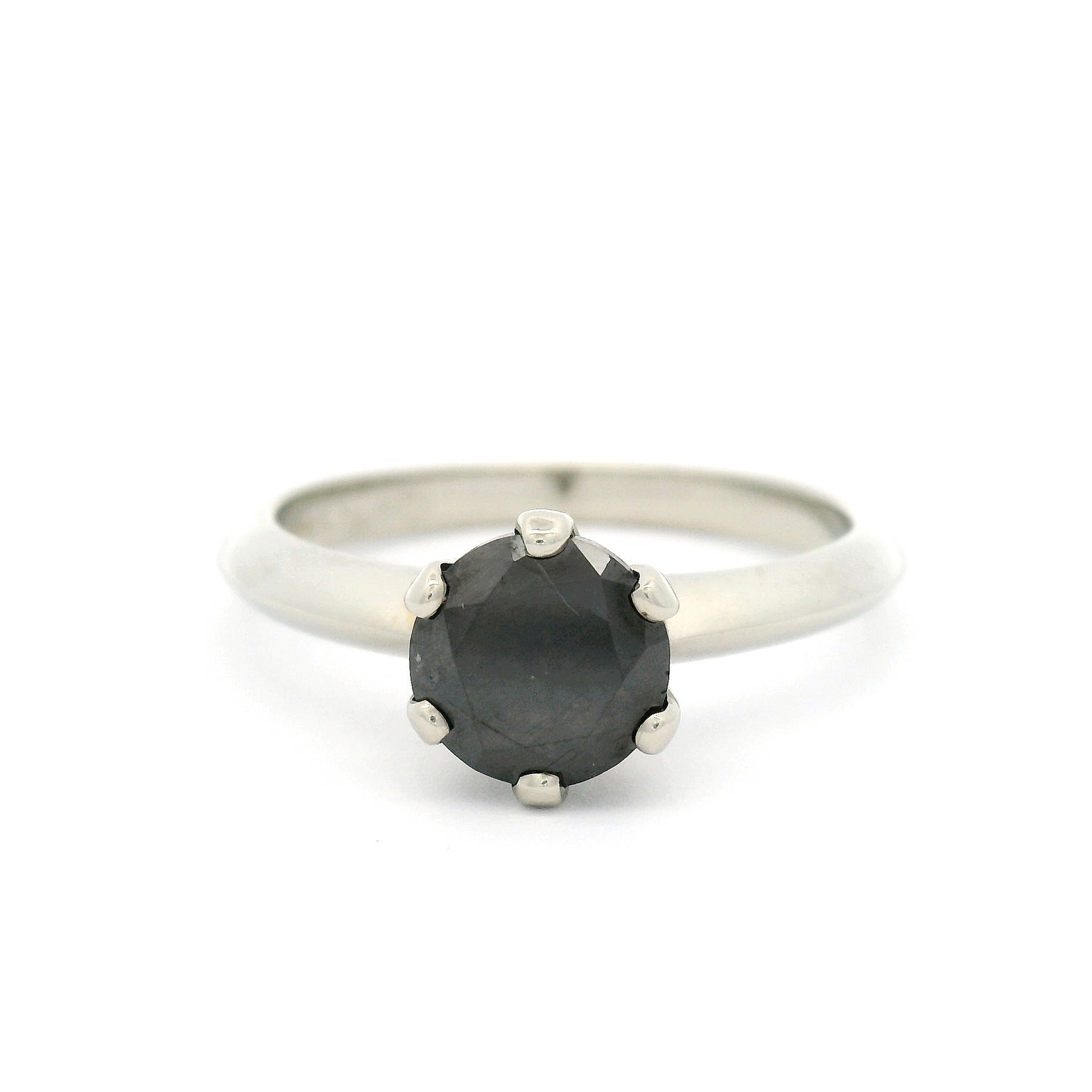 18k White Six-Claw Solitaire with 1.22ct Black Round Brilliant Cut Diamond